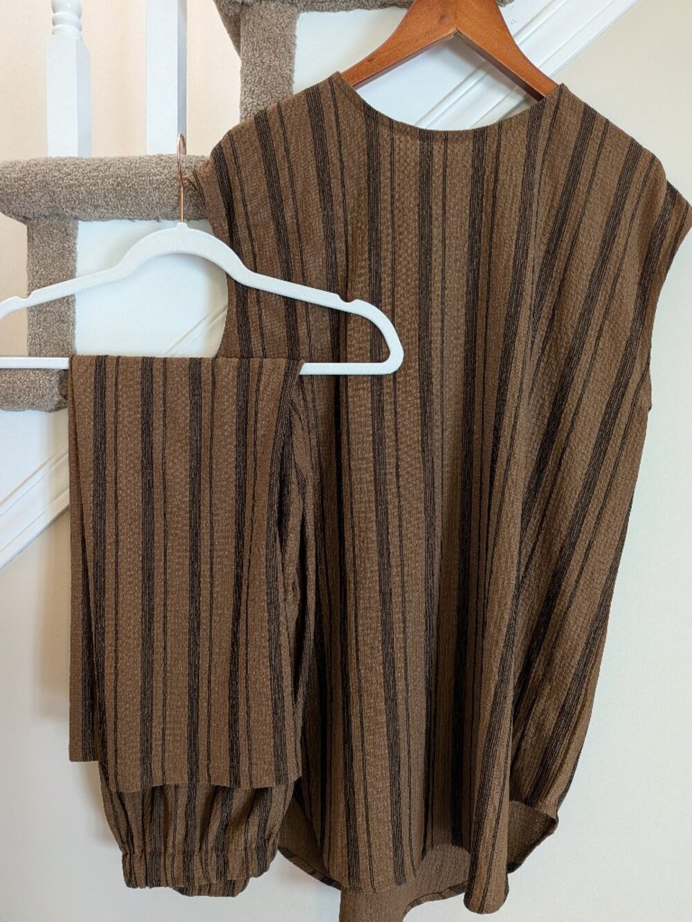 Lowrys Farm Japan Khaki Striped Matching Set - Size F (Fits US M)